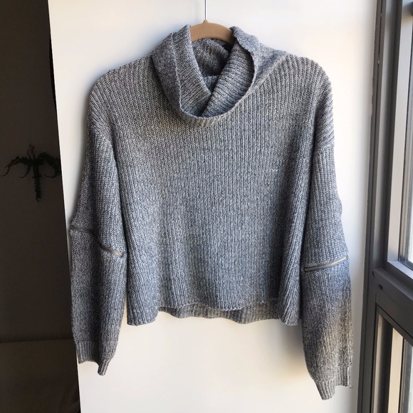 LF Sweaters - LF Ribbed Turtle Neck Sweater with Zipper Sleeves